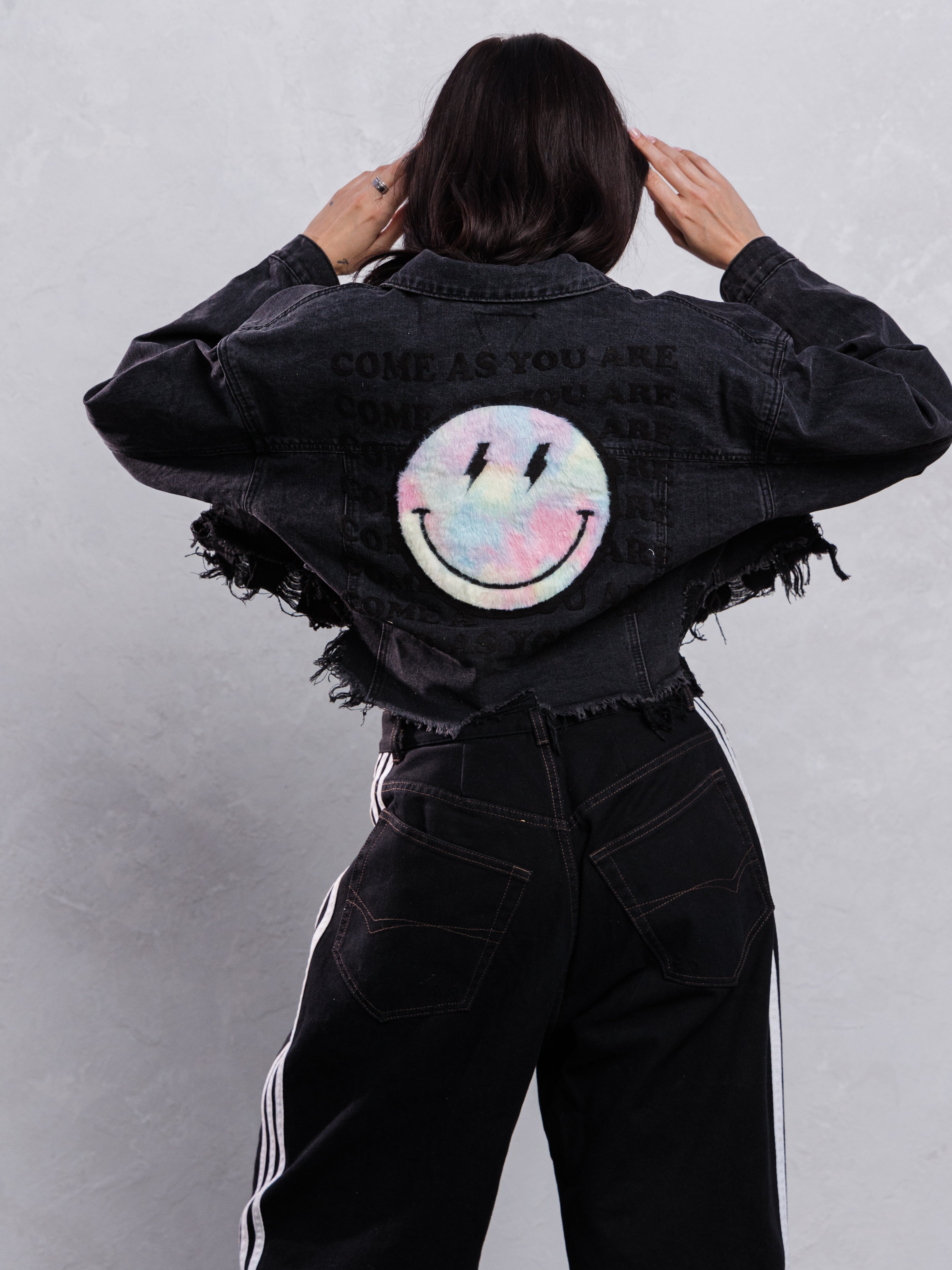 COME AS YOU ARE Crop Denim Jacket